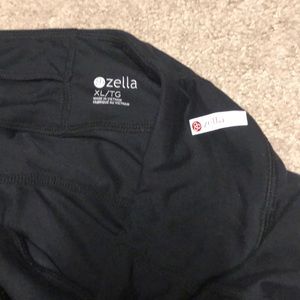 Zella cropped black leggings